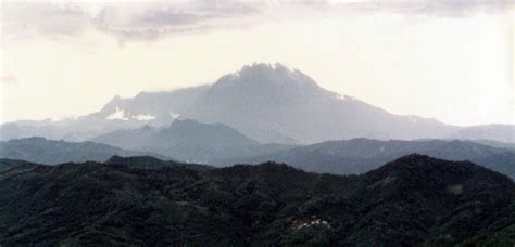  Kinabalu Park - Wspaniałe szlaki górskie i unikalna flora