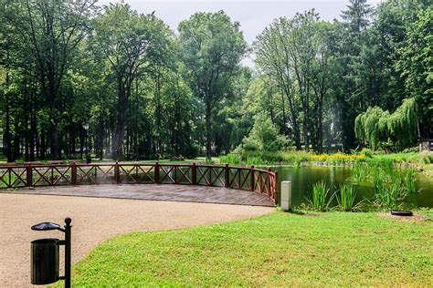  Park Kulturalny Heyuan - Oaza spokoju i inspiracji w sercu miasta!